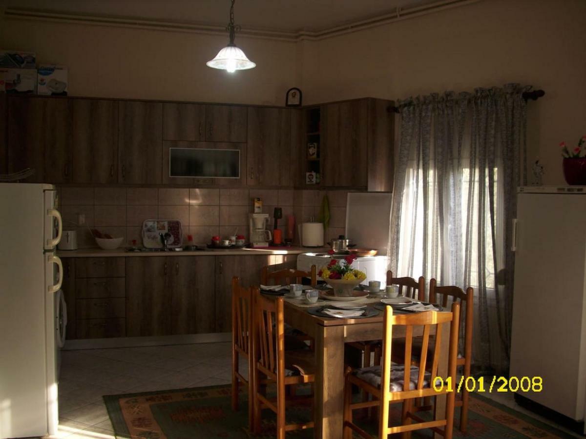 Апартаменты Efthimia House Meteora Калампака Экстерьер фото